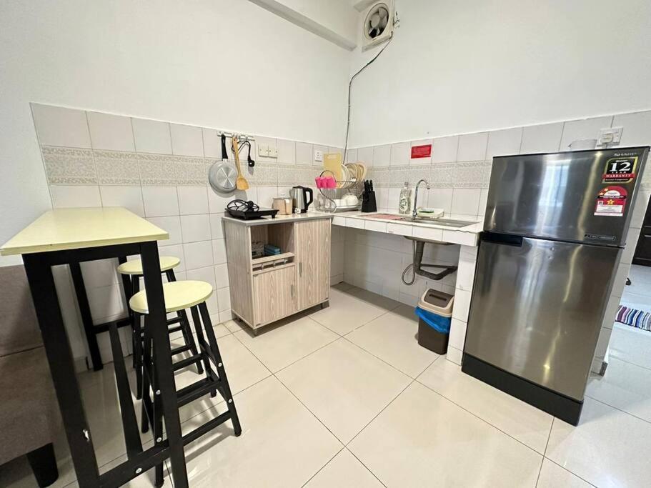 Kk A2z Api Api Modern Kota Kinabalu